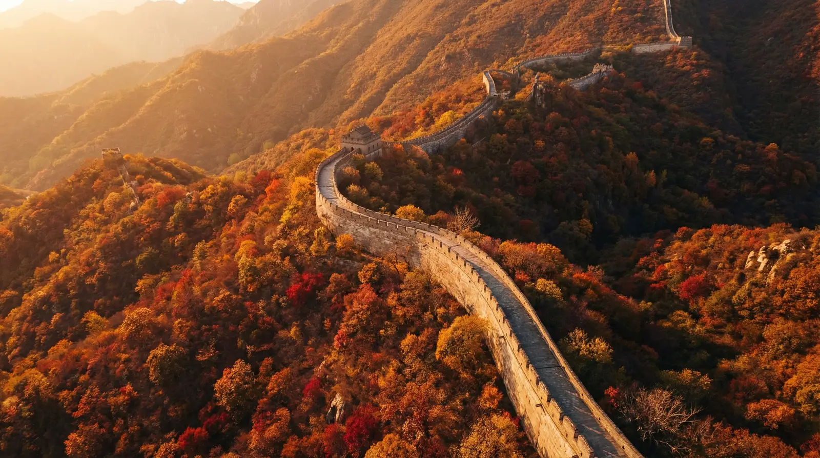 在线观看国产囯内视频 秋日长城航拍全景